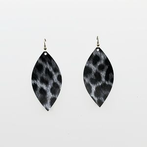 SALE B1G1 Drop earrings